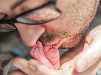 Heartbreaking Video Shows Father Singing To His Dying Infant Son.