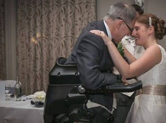 A Paralyzed Man Surprised Everyone At His Daughter’s Wedding… And Stood Up.