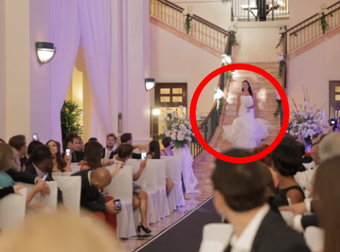 This Bride’s Father Passed Away, So Someone Else Had To Walk her Down The Aisle.