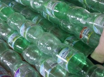 These Friends Built A Working Boat Out Of Plastic Bottles. What Have You Done With Your Summer?