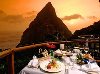 Here Are The 25 Most Jaw Dropping Restaurant Views You’ll Ever See. Ready To Pack Your Bags Yet?