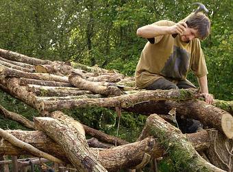 Not Only Is This Hobbit House Awesome, It Was Made on the Cheap with Scraps.