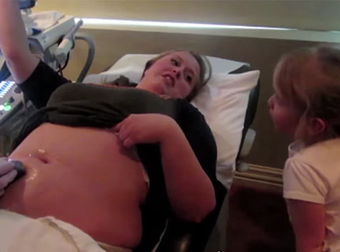 A Little Girl Says The Funniest Thing While Her Mom Is Getting An Ultrasound.
