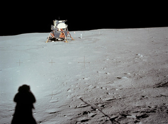 Here Are Some Candid Photos Of The Moon Landing To Shut Your Conspiracy Theorist Friend Up.