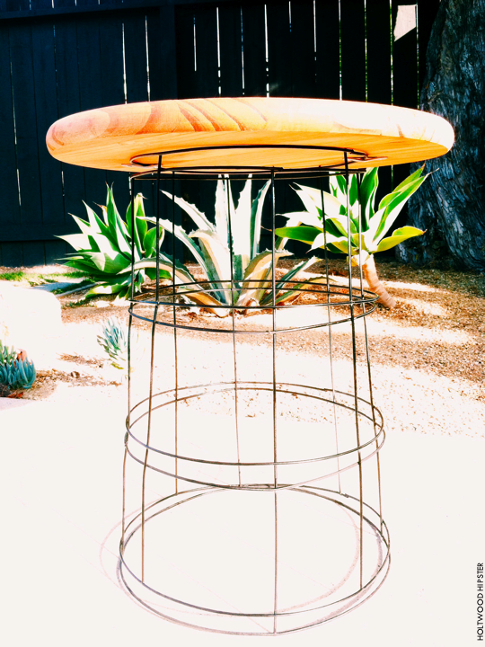 7. This easy wire table is a breeze to make.