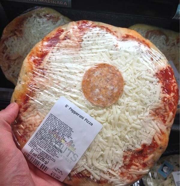 26.) When this is your pepperoni pizza, the struggle is real.