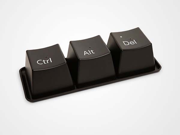 16.) CTRL + ALT + DEL mugs