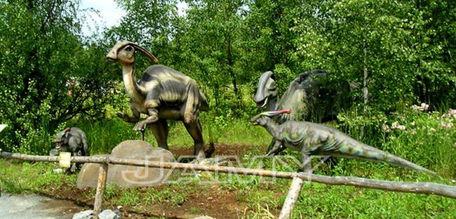 8.) Animatronic dinosaurs. *snore* Tell me when real dinos are for sale!