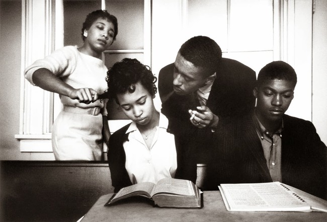 Civil rights activists train to remain stoic in the face of harassment, 1960