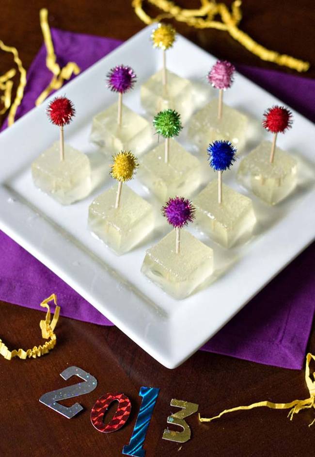 17.) Serve champagne sans glasses by making <a href="https://www.ericasweettooth.com/2012/12/champagne-jello-shots.html" target="_blank">champagne Jell-O shots</a>.