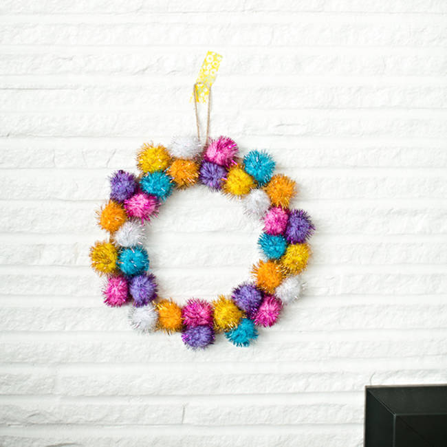 7.) Pom-Pom Wreath