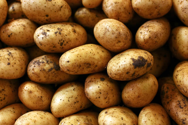 Myth: The skin of potatoes contains all the nutrients.