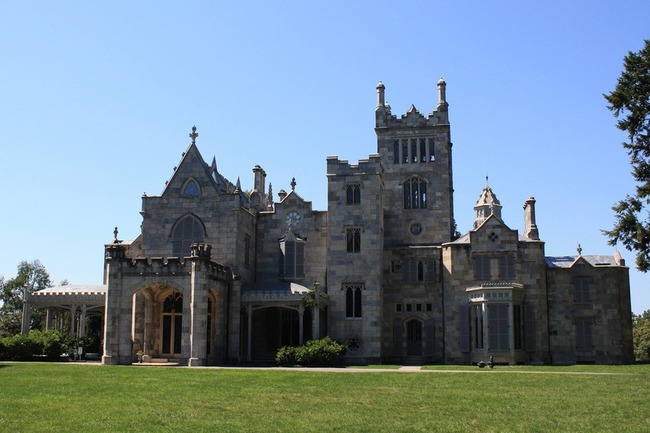 Lyndhurst Castle