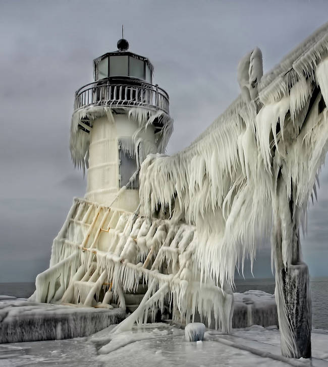 St. Joseph North Pier Lighthouse, Michigan, U.S.