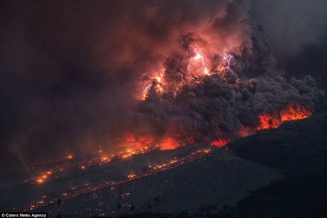 Combined with a 8,000 Ft tall erupting volcano, this packed a punch no place on Earth can take.