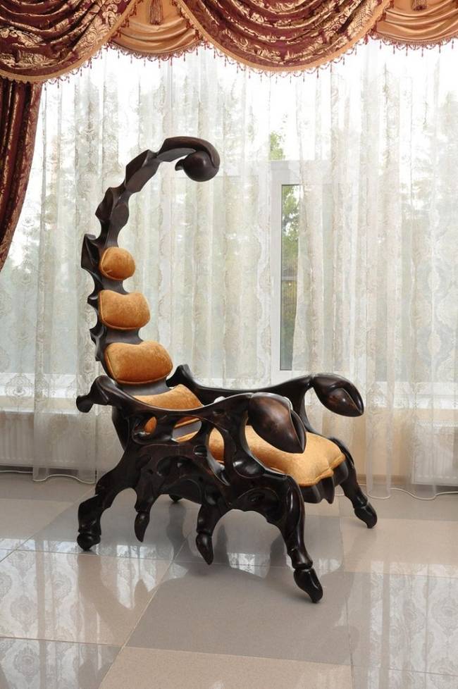 Scorpion Throne.