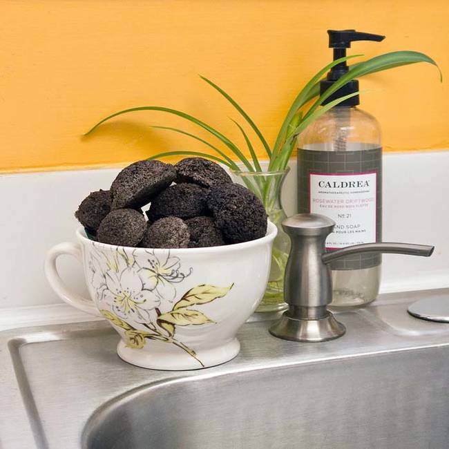 Make these coffee ground <a href="https://www.popsugar.com/smart-living/Coffee-Grounds-Garbage-Disposal-Cleaners-34888912" target="_blank">
garbage disposal cleansers</a> to eliminate odor.