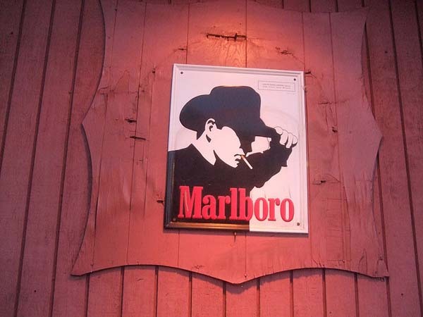 21.) At least four actors who played the Marlboro man have died from smoking-related illnesses.