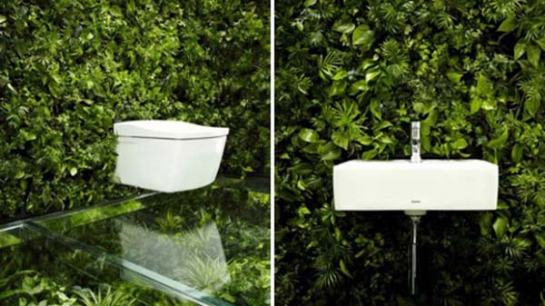 17.) This tranquil garden bathroom is all about relaxation.