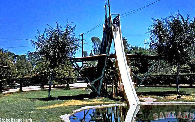 The two-acre site was right next door to Knott's Berry Farm and also featured snakes and lizards.