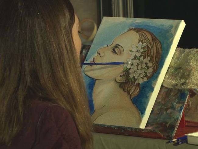 Pare realized during rehab that she could still paint, after she signed her signature using her mouth.