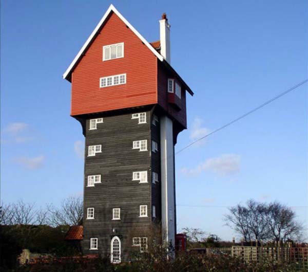 10.) A water tower was turned into a bed & breakfast.