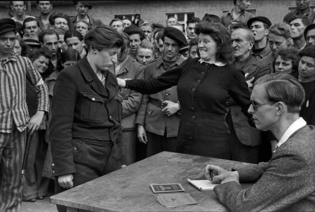 At a transit camp between American and Soviet zones, refugees and POWs try to get home. 