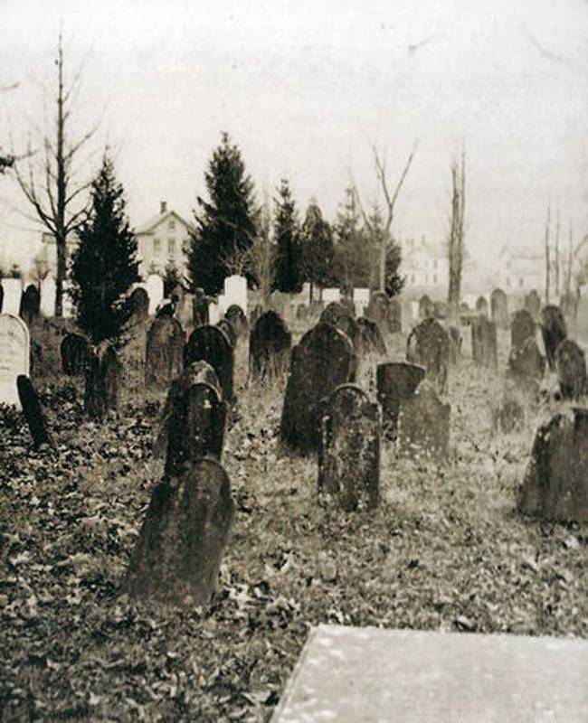 6.) The Scotch Plains Baptist Church Cemetery. So creepy.