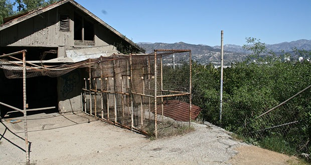 15.) Griffith Park Zoo, Los Angeles.