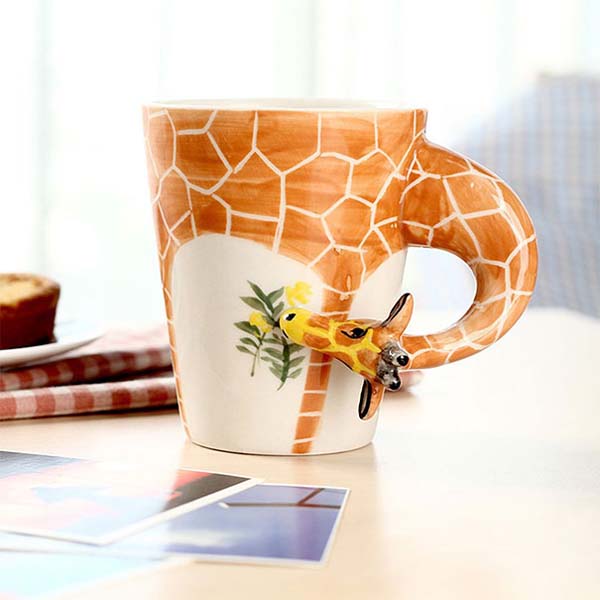 6.) A friendly giraffe mug