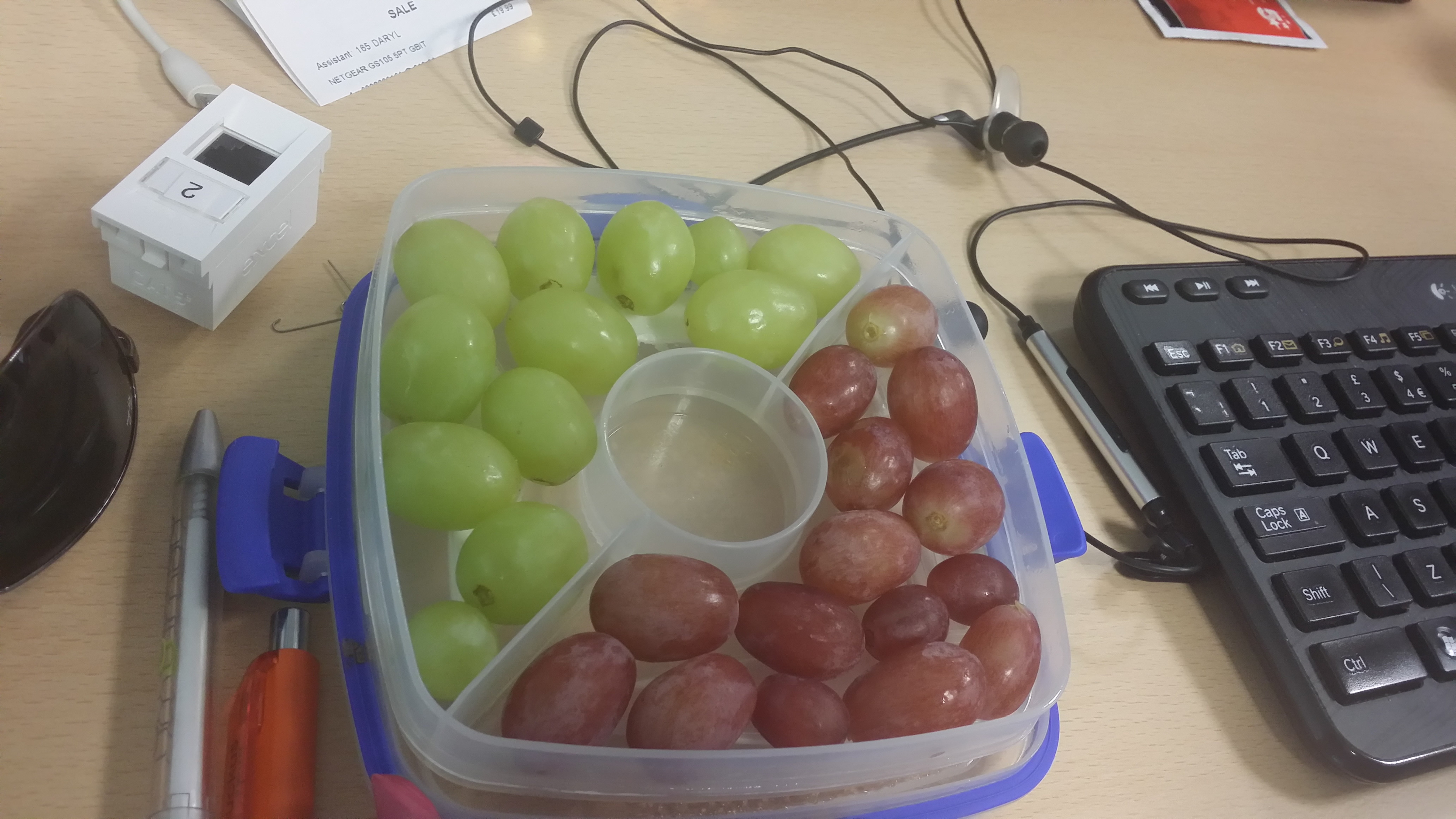 18. A gorgeously packed grape snack.