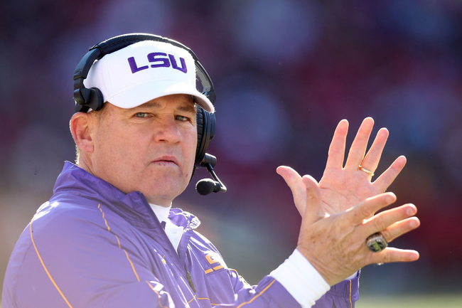 1.) Les Miles has a habit of eating the turf of the field before the game and in high pressure situations. Miles claims that it helps him stay grounded and realize that he is just a small cog in a larger game. He wouldn't admit anything otherwise, but he claims that the grass at LSU's stadium tastes the best.