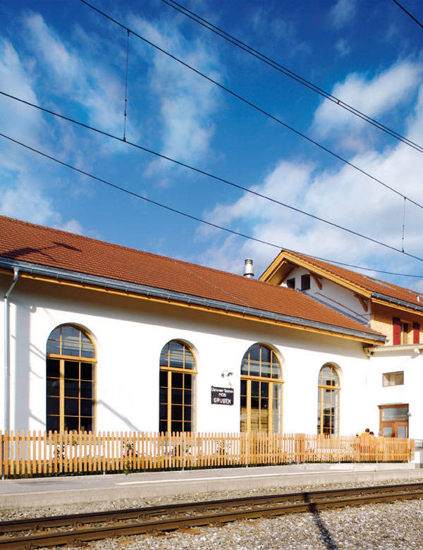 The station, once used for the Montreux-Berner-Oberland narrow gauge railway line, has been preserved.