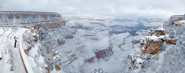 And that, dear friends, is what the Grand Canyon looks like covered in snow.