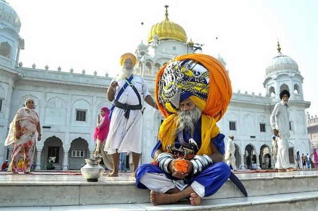 As of now, he stands to break the world record for largest turban. 