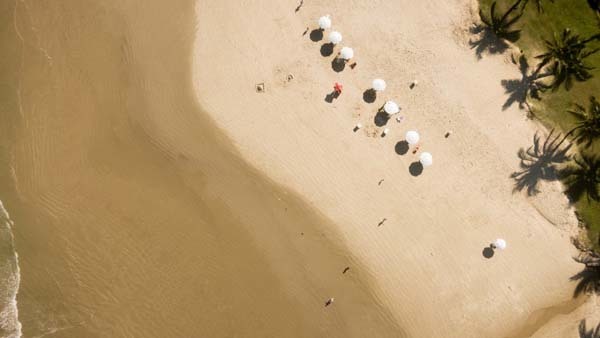 38.) What relaxation looks like (Riviera de São Lourenço, Brazil).