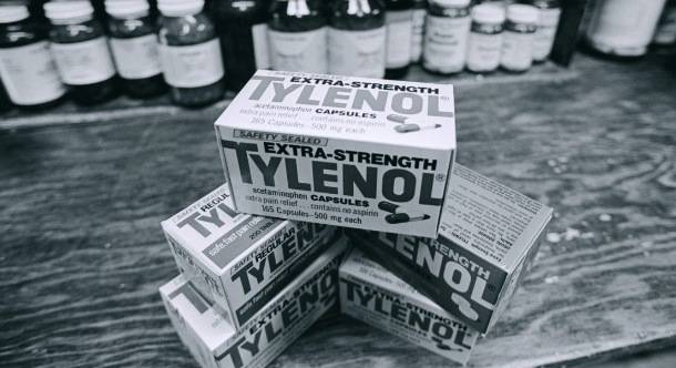 September 29, 1982, was a normal Wednesday in Elk Grove, Illinois. Feeling sick, but not sick enough to miss school, 12-year-old Mary Kellerman took a capsule of extra strength Tylenol. Minutes later, she was dead.