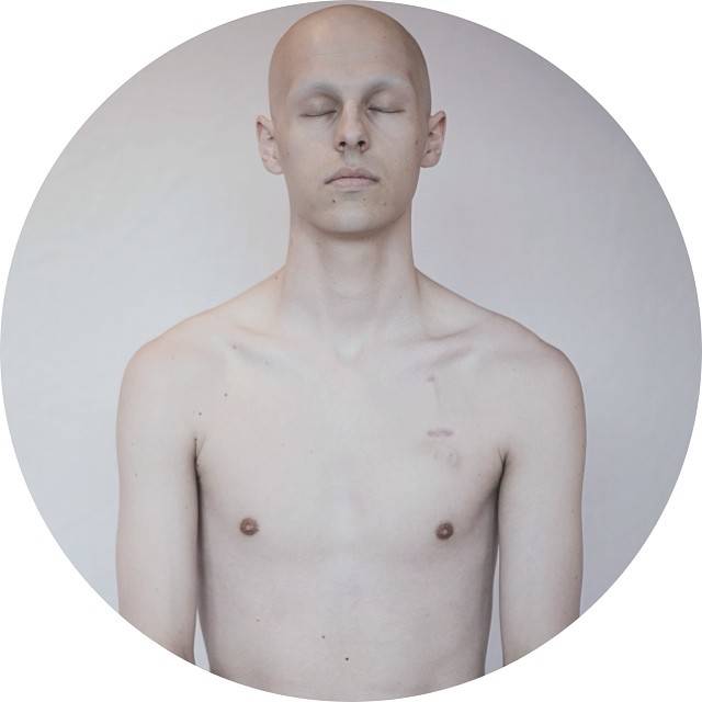 One of the amazing portraits that bravely show the fragile state his body was in.