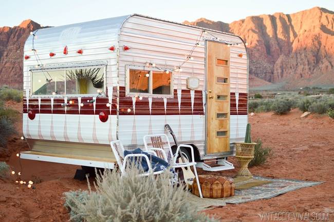 ...the little trailer turned into an awesome and comfy way to travel. The finished product even has a name - they call it "The Nugget."