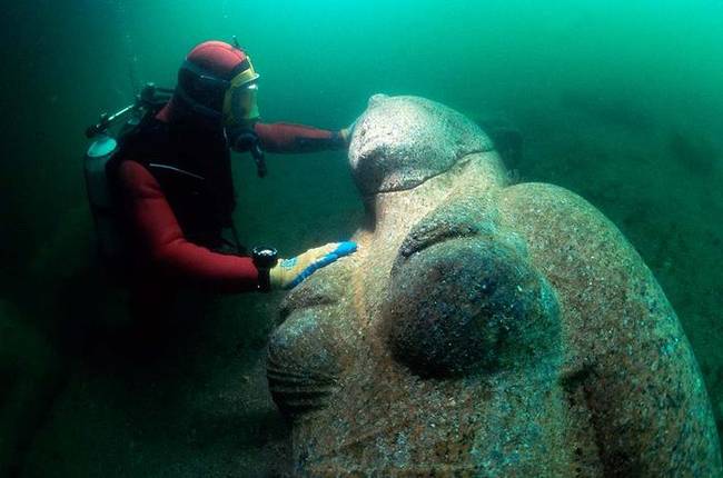 Frank Goddio and his team discovered the lost city, along with tons of artifacts and treasures from the ancient world.