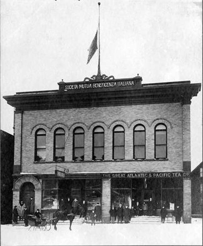 This is when the Ladies' Auxiliary of the Western Federation of Miners decided to hold a party on Christmas Eve for the town's children and their families at the Calumet Italian Hall. The meeting room for the party was up a steep flight of stairs. Around 500 children and 200 adults showed up to the party, which by all accounts was a very merry gathering. At night, however, tragedy struck. When children gathered onstage to receive presents, someone shouted "FIRE!" into the crowded room.