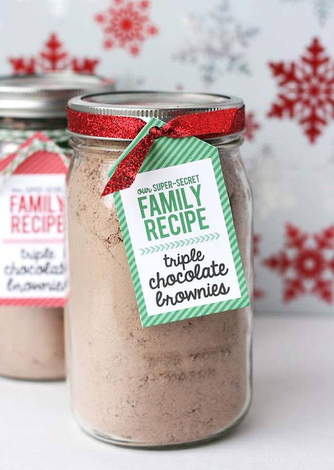 Pre-made brownie mix in a jar is an easy and tasty stocking stuffer.