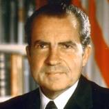 Richard M. Nixon recommended a play to the Miami Dolphins in Super Bowl VI.