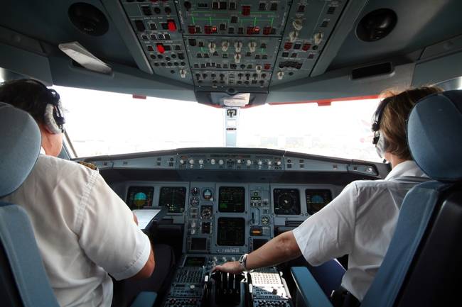 Flying with a big airline does not necessarily mean you'll have an experienced pilot.