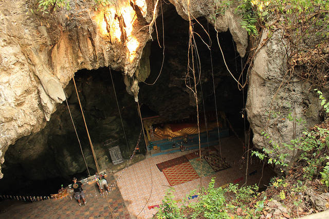 Killing Cave Of Phnom Sampeau