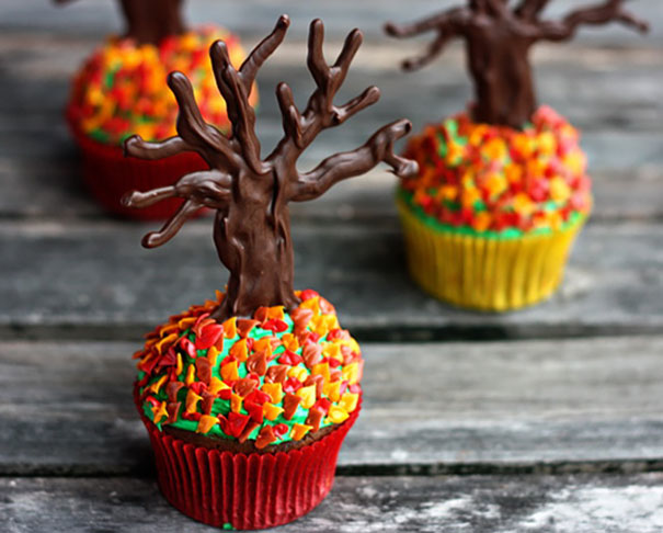 19.) Autumn Tree Cupcakes