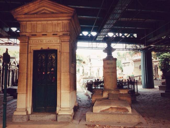 The cemetery includes both mausoleums and regular graves.