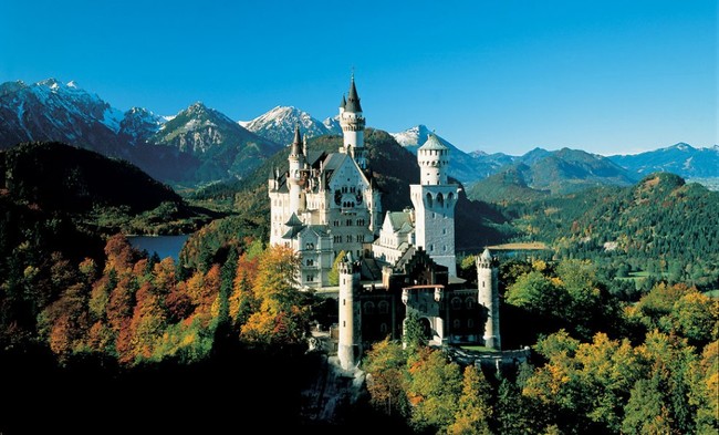 14.) Neuschwanstein Castle, Bavaria, Germany. King Ludwig II of Bavaria commissioned this castle in 1869. It has served as the inspiration for many fairy tales including Disney's Sleeping Beauty.