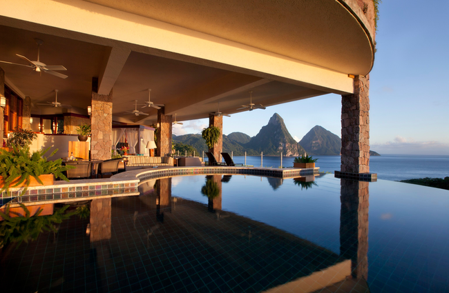 4.) <a href="https://www.jademountain.com/" target="_blank">Jade Mountain Resort, Soufriere, Saint Lucia</a>