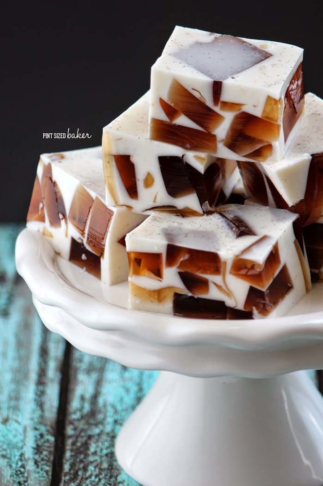 Root Beer Float Jell-O